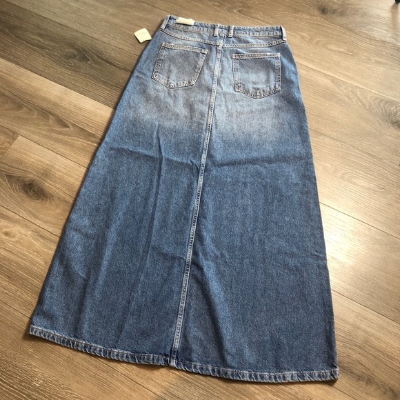 Free People We The Free Come As You Are Denim Maxi Skirt Size 4 Mid Rise NWT - Picture 14 of 14